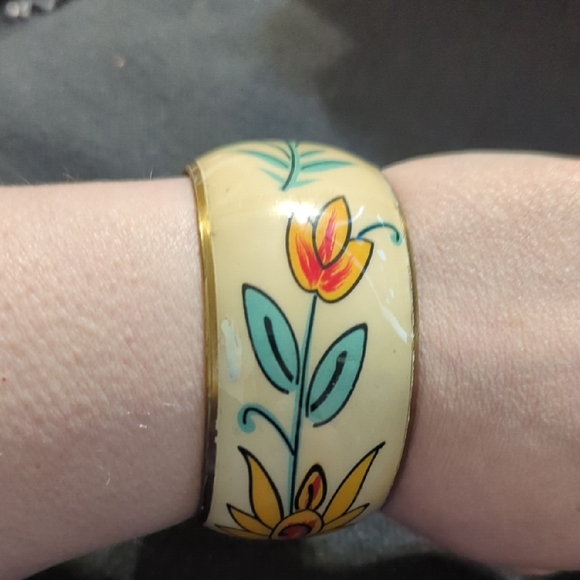 Gold Tone Cream Yellow Sunflower Floral Chunky Bangle Statement Bracelet - Picture 2 of 7